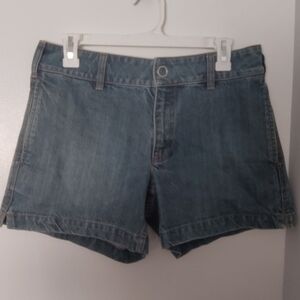 Gap denim short size 8